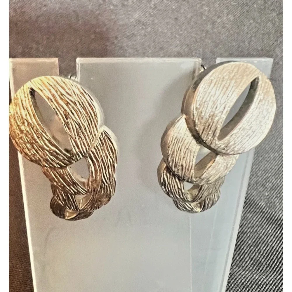 Vintage Monet Clip On Earrings Tone‎ Textured Mid Century Silver Retro Circles